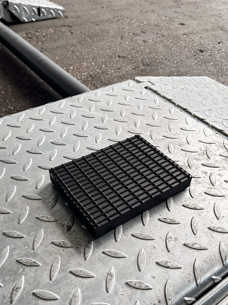 Rubber block for JAB BECKER, AUTOP universal use on scissor lifts dimensions 160 x 120 x 20 mm