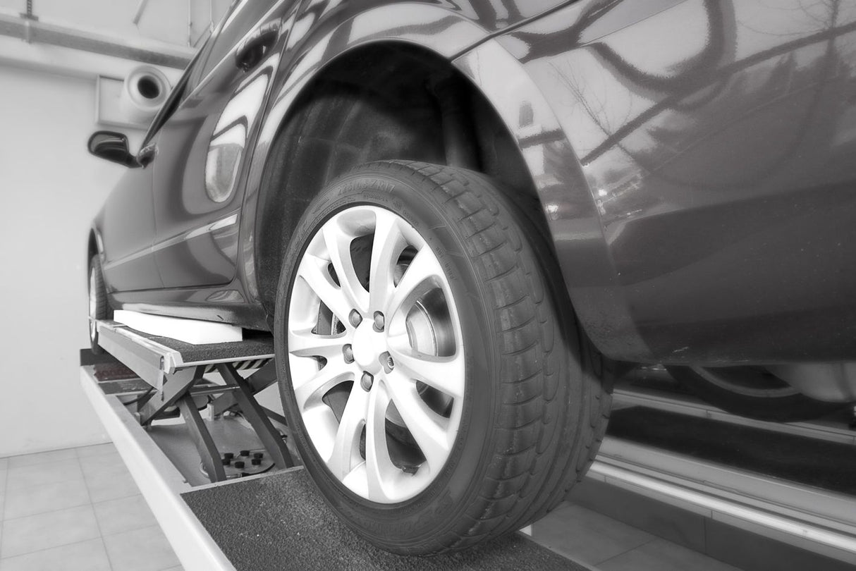 Polymerklotz für universelle Verwendung auf Scherenhebebühnen Abmessung 1355 x 140 x 49 +/- 5 mm