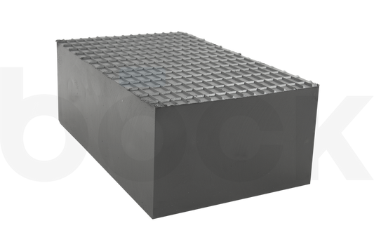 Rubber block with wooden core for universal use on scissor lifts dimensions 220 x 140 x 85 mm