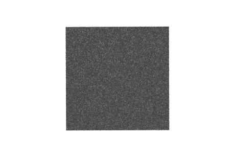 Draufsicht einer schwarzen, quadratischen Ausgleichsplatte (Artikelnummer AP-HIA.500.500.H50-OG) für Achsvermesshebebühnen, hergestellt aus verpresstem Gummimaterial mit poröser Oberfläche, ohne Griffloch.